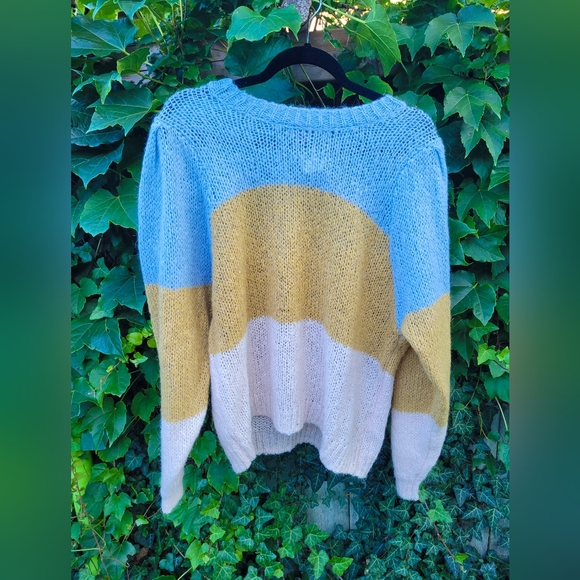 Ichi Sweater - Picture 3 of 3